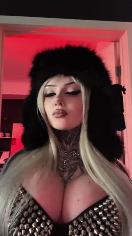 Jewelry from @Statement Collective 🖤