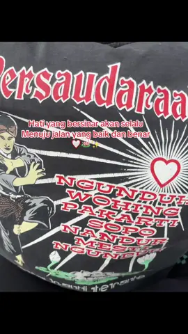 Hati yang bersinar tegak lurus menuju jalan yang baik benar 🥰 #pshtstory #storypsht #pshtpusatmadiun #pshtmusirawas #tubagusagung @MAS. ALEX 