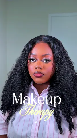 In my beauty creator era💗  Products used: @bobbibrownth vitamin enriched face base moisturizer & primer @DanessaMyricksBeauty yummy skin blurring balm, skin mattifying water serum, blush in shade rose and brunch, & setting spray  @Maybelline NY matte foundation & pressed powder @NARS Cosmetics concealer @L.A. Girl Cosmetics Cosmetics concealer @🇺🇸MADEBYMITCHELL🇺🇸 🇺🇸curve case cream palette @ONE SIZE BEAUTY blurring setting powder and setting spray @Huda Beauty easy bake loose baking & setting powder @Juvia’s Place bronzer duo @Fenty Beauty powder blush, lip liner & eye shadow palette  @NYX Professional Makeup eyebrow pencil & eyeliner  @loréal paris usa  brow filling pencil, mascara & infallible setting spray @Charlotte Tilbury airbrush hydrating & waterproof spray  #softglam #softglamlook #makeuplover #beautycreator 