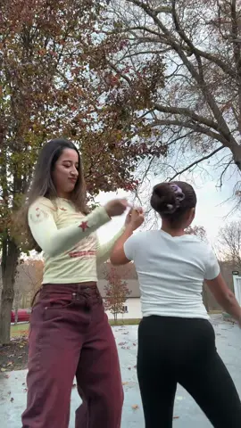 i’m the cool older cousin clearly HAHAHAH 