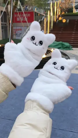 Điều đó khiến tôi không còn cảm thấy sợ lạnh nữa #gangtaymeo #gangtayhongon #gangtaymuadong #quatangbangai #dethuongmuonxiu