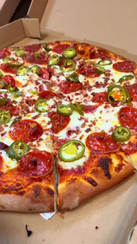 OH WE ATE WITH THIS ONE 🍕♥️!! OUR PIZZA IS SO FIRE 🔥 PULL UP ‼️  📍 Pizza La Italiana 🚦 2122 W Francisquito Ave West Covina CA 91790 📲 (626) 430 7674  ✅Indoor Dining, Pick Up, & Delivery 🚕UberEats - GrubHub - DoorDash #quickbite #cravingsatisfied #pizza #pizzatiktok #yummy 