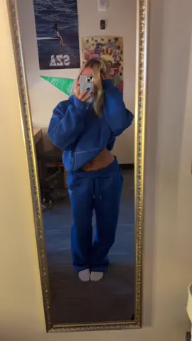 This set is perfection 😍 @aelfriceden_official #aelfriceden #sweatset #gymgirl 