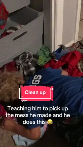 #funnymoments #kidsoftiktok #toddlersoftiktok #cleanup #learn 