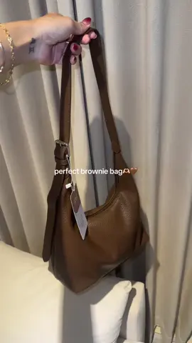 #taswanita #taswanitamurah #totebag #slingbag #tascemplangcemplung 