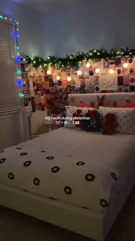 just some of my favorite parts of my christmas bedroom 🎀✨🎄❄️🧸 so happy with how it’s decorated this year (and i did it early to enjoy it for longer !!!) 🎅🏻 - - - #christmasroomdecor #christmasdecorating #christmastok #cozychristmas #christmasaesthetic 