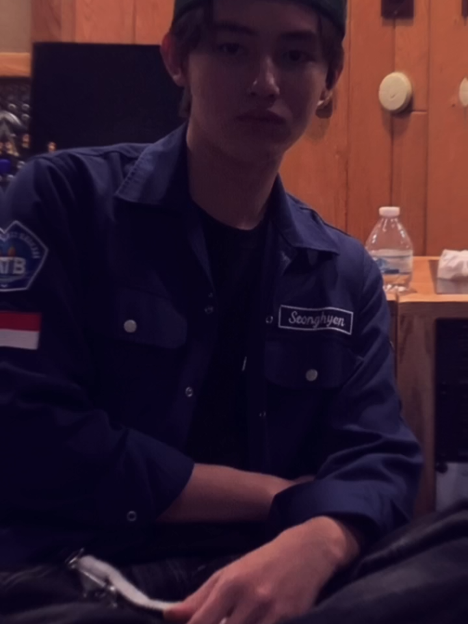 Membalas @bbluejay_ ver seonghyeon | foto pertama mendalami jadi mas mas teknik #seonghyeon #cortis #cortisbighit #fyp 