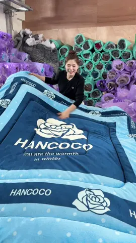Đẹp nhưng phải sang….#chanlongtho #chăn #chancoco #ngocanann 