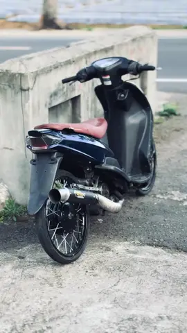 ada uler woii! 🙀#miosporty   diposting:@zzz4da 