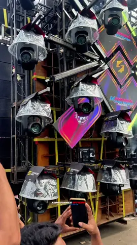 Dika dan cak jemar start pagi #mahardikaproaudio #mahardikaprogondanglegi #karnavalsoundsystem #pesonagondanglegi2025 #fyp 