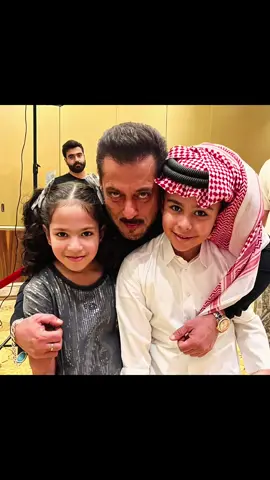 LONG LIVE SALMAN KHAN WE LOVE YOU HEARTTHROB OF MILLIONS #Salmankhan #Salmankhantiktokforyoupage #Explore #neelikhan786 #viralvideo DABANGG TOUR RELOADED Qatar Doha 