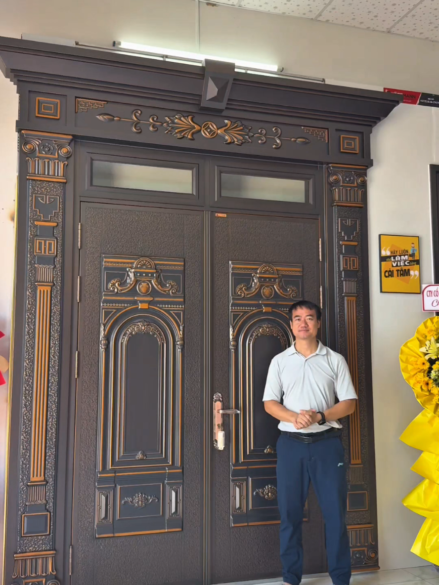 Koffmann Classic - Công nghệ sơn 5D #xuhuong #cuathepvango #vuongkoffmann #koffmannclassic #cuathepvangodep 