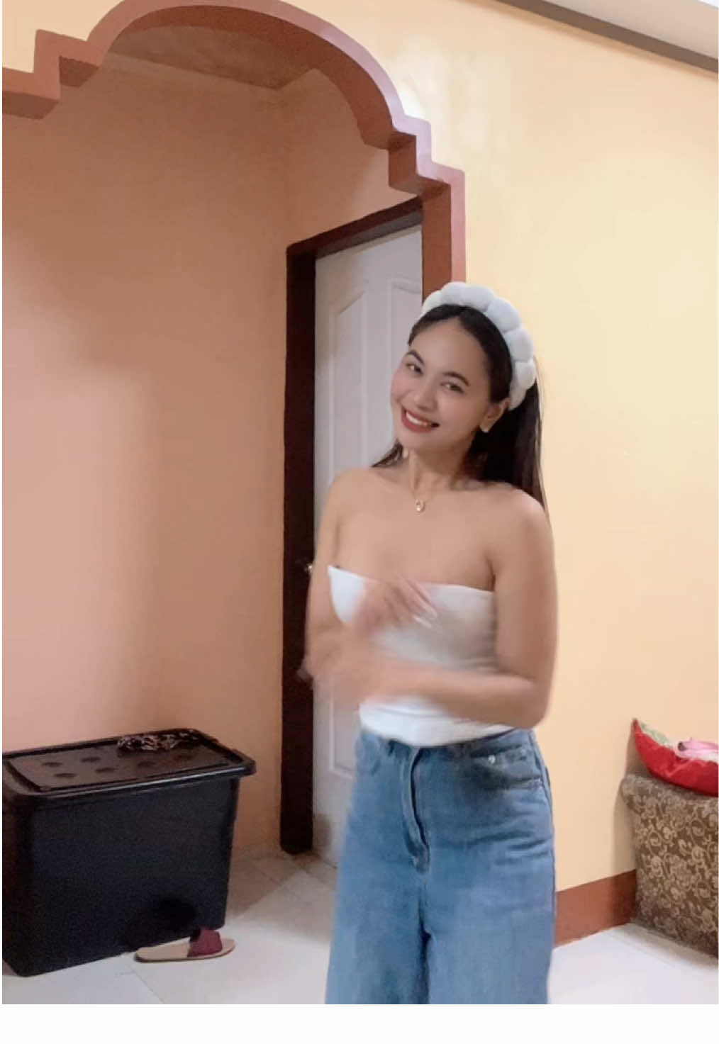 ubusin na ang drafts uy wala na ako maisip ganda ng top ko nasa yellow basket ko yan icheck out niyo nalang ☺️ #fypシ #fypageシ 