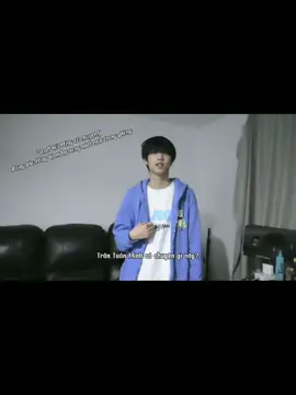 bé tự nhốt mik trong phòng để ổn định lại cảm xúc mà ai cũng lo lắng hết dỗ thế nào cũng ko ra đến khi Along mở đoạn ẻm rap thì ẻm mới chịu ra ^^ lần này bé làm ai cũng lo dụ mãi mới ra >< (bản dịch thuộc Rubytf ko đc lấy khi ko đc chủ cho phép bản dịch sẽ có phần sai mn xem thì thông cảm nha) #trantuanminh_chenjunming陈浚铭 #tf #tfgiatộcf4 #tffamily #thoidaiphongtuan @TF_FAMILYofficial 