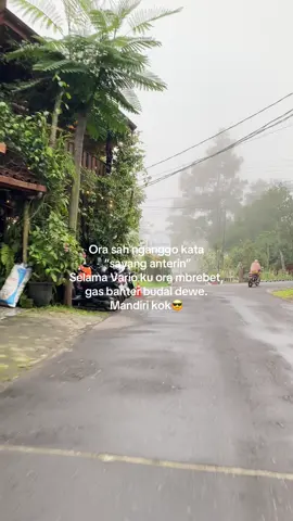 Karena kalau minta anter, suami ku ngantukan😒😏