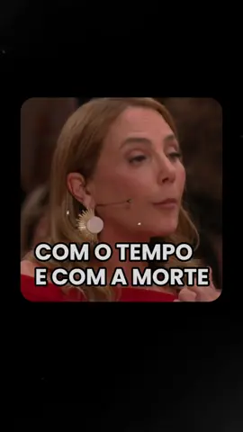 A fala da @Heloisa Périssé me fez pensar no quanto a vida pede da gente mais presença e menos pressa. Quando a gente entende que o tempo é precioso e que a nossa passagem por aqui é finita, muda tudo: o jeito de escolher, de sentir, de olhar pro outro. A gente passa a ter mais carinho pelas relações, mais empatia pelas histórias e mais respeito pelo agora. No fim, é isso que faz a vida fluir. Quando a gente se permite viver com mais verdade, mais afeto e mais consciência.