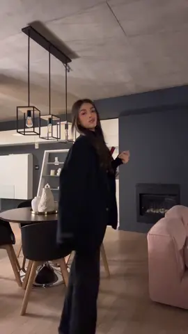 Happy because it’s girls night !!!