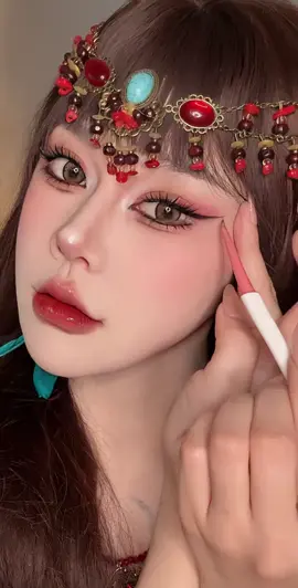 #眼线胶笔 #眼线下至卧蚕一点都不难 #Eyeliner #Eyeliner #eyelinertutorial #makeup #makeupartist #makeuptutorial 