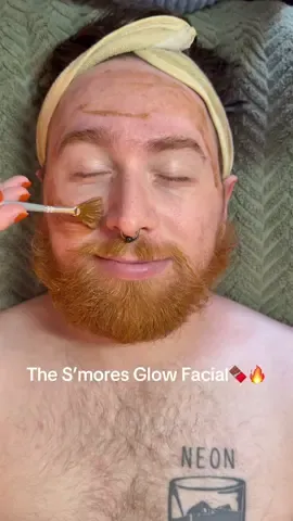 Available until the end of November! This facial really is that girl 💅 No, you sadly can’t eat this mask (even though you’ll want to) but I do have chocolate for you after! This facial is great for all skin types and is the perfect treatment to gently exfoliate and hydrate the skin as we switch seasons 🍂 #rochestermi #metrodetroit #facial #smores #winterskincare 