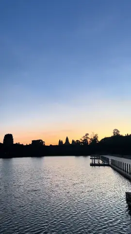 A beautiful Sunrise Angkorwat ✨ #siemreap #angkorwat #angkorwat 