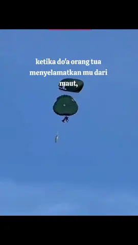 tidak ada yangg lebih mujarab dari doa' orang tua#sorotan #beranda #ftypシ#tni #ntbpride🏝️🌴 