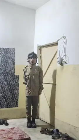 للضحك لا اكثر😂😂#شعب_الصيني_ماله_حل😂😂 #ضحك #ضحك 