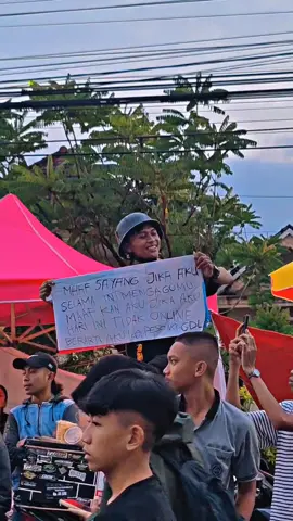 sopo Iki cah🤣 #karnavalgondanglegi #pesonagondanglegi #pesonagondanglegi2025 #linggarjatikarnavalgondanglegi 