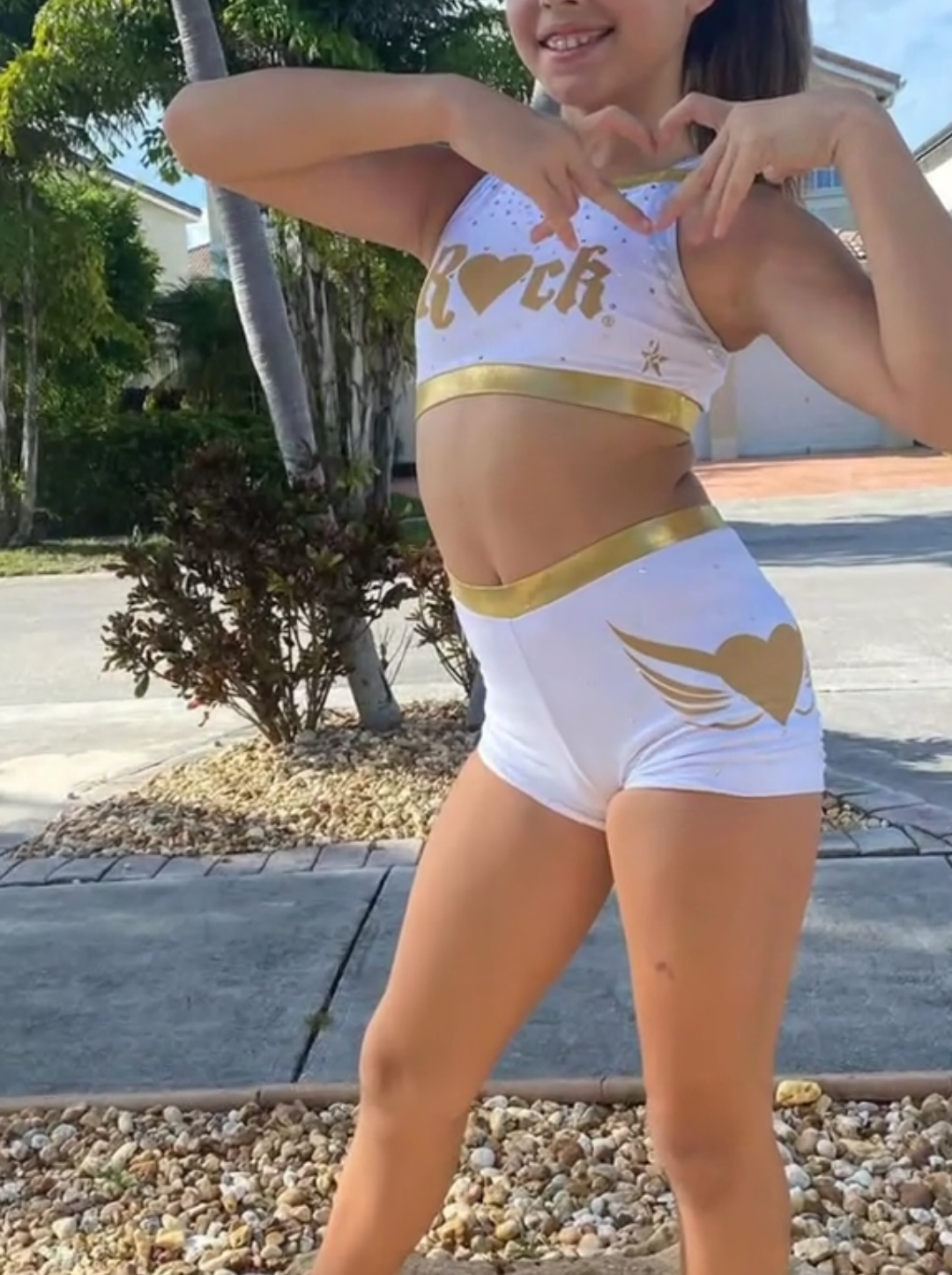 Cheerleader from the beginning... As long as there is life and dreams, everything can be done! ❤️❤️❤️ #cheerleaders 🥰