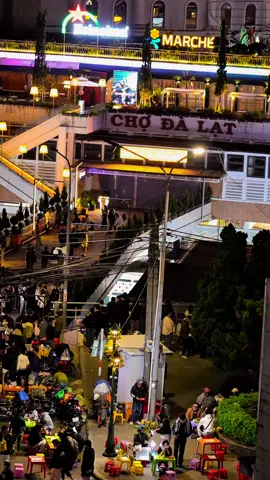 Mọi người lưu về ghép nhạc nhé