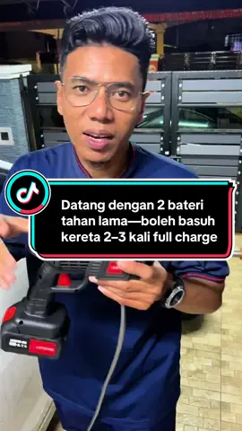 Datang dengan 2 bateri tahan lama—boleh basuh kereta 2–3 kali full charge.#cordlesswaterjet #waterjetportable #waterjetcordless 