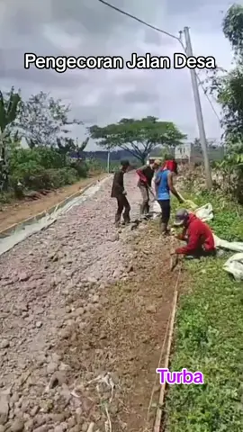 Pengecoran Jalan Desa di Kp. Namo Desa Mande. @dr.mohammadwahyu  @diskominfocianjur  @Pemkab Cianjur  @dpmdcianjur  @Kecamatan Mande  @1mandedesa  #fyp  #berandaa  #tiktokviral  #viral  #fyppppppppppppppppppppp 
