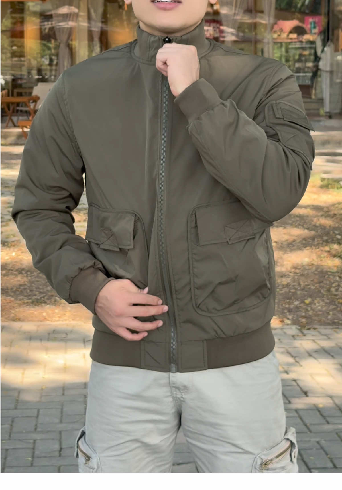 Áo bomber trần bông phong cách