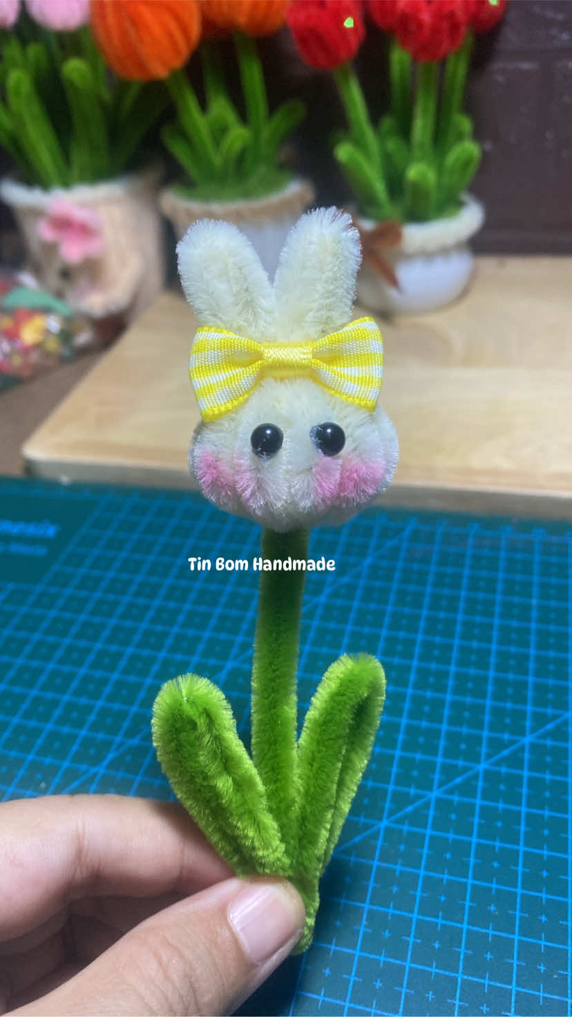 Hướng dẫn cách làm thỏ kẽm nhung mini #xh #viral #tulipbaby #kemnhunglamhoa #扭扭棒