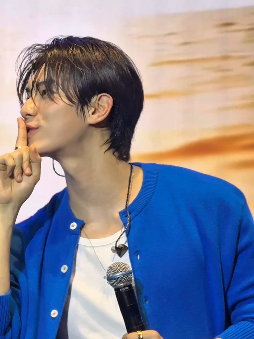 AHAHAHAHAH SO CUTE 💙 #leechaemin fanmeeting Jakarta   