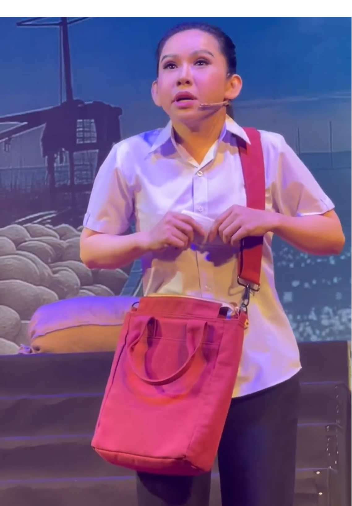 Dth quá tr đi áaa show diễn Đêm Hoa Đăng #viral #xuhuong #binhtinh #cailuonghoquang 