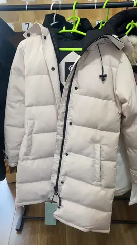 #canadagoose #menjacket #downjacket 