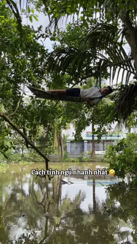 Trở tay hông kịp cha ơi 😁😁#xuhuongtiktok #trendsongnuoc #thanhtevong 