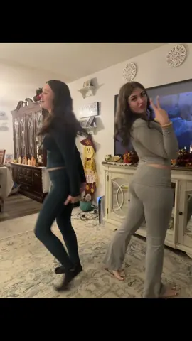 #realsistas #twinflame #snowbunnyheaven❄️🐰 #Future 