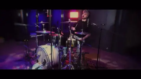 Jacksepticeye and Valkyrae - Metal Music Video 