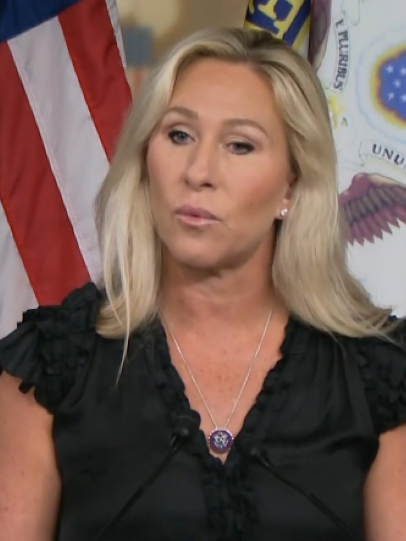 🔴 Crisis en las filas #MAGA: #Trump le retira su apoyo a la congresista Marjorie Taylor Greene. El mandatario atacó a la representante republicana por Georgia a días de que el Congreso vote sobre los archivos Epstein. Trump llamó 