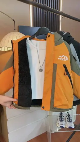 Áo khoác gió lót lông cho bé