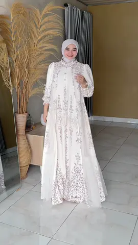 Masyaallah Uademeee 😝 btw ka kita ada prodak bru buat Lebaran oke bgt🔥 #dresslebaran #gamiskondangan #lebaran 