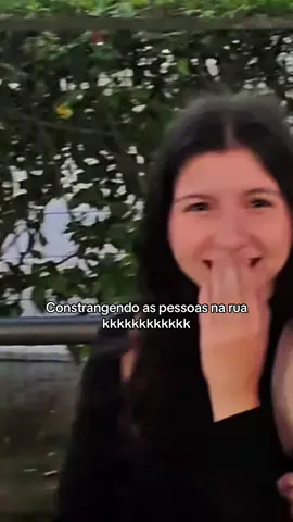 Elas pararam de rir kkkkkkkkk #desafio #tiktokgame #garotas #duet 