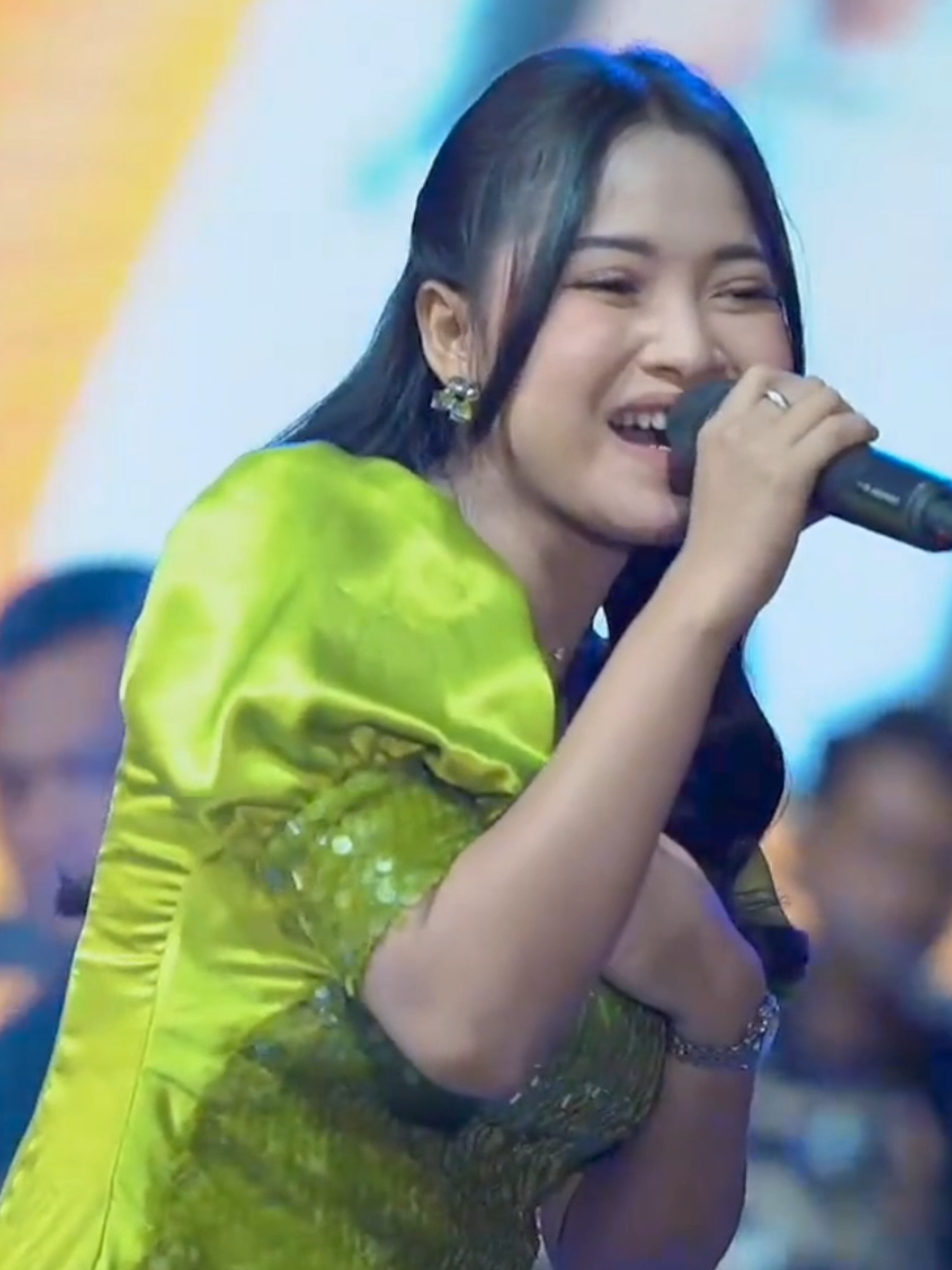 Bukan tak mampu @ayucantika202 #mahesamusic #dhehanaudio #ayucantika #fyp #dangdutkoplo 