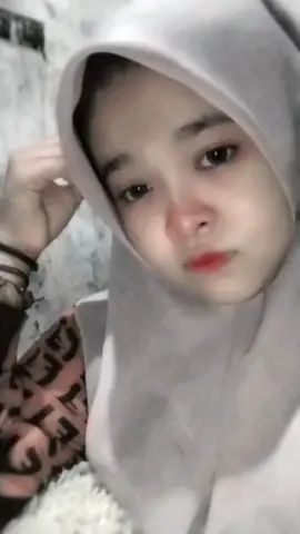 ##fypviraltiktok🖤シ゚☆♡ #bismillahfypシ #rameinplissss🥺🖤 #bantufollowdongdanlike🥺🙏 #cewekmadura⚜️ 