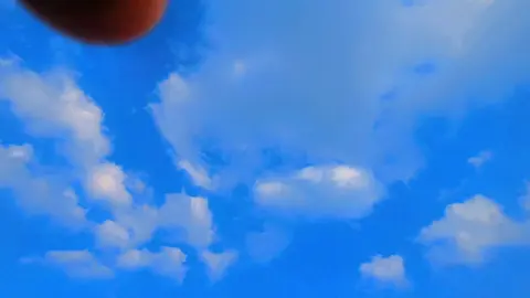 ভালোবাসার জিনিস দূর থেকে সুন্দর কাছে থাকলে মূল্যহীন 😅💔 #trending #vairal #sky #প্রকৃতির_সৌন্দর্য🥰 #fyp 