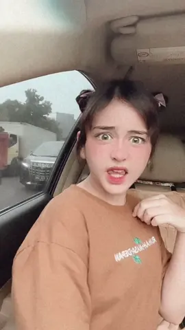 iih iih iih hahahaaa🤣🤣#bercandayaguys #janganlupabahagia #jalanjalansore #ciaranadinebrosnan #fypシ #fyppppppppppppppppppppppp #pipigembul #gemoy