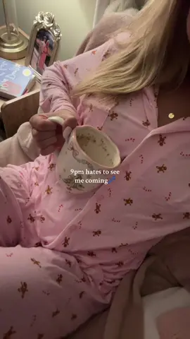 I just love my early night routine #fyp #foryou #relatable #night #nightroutine 