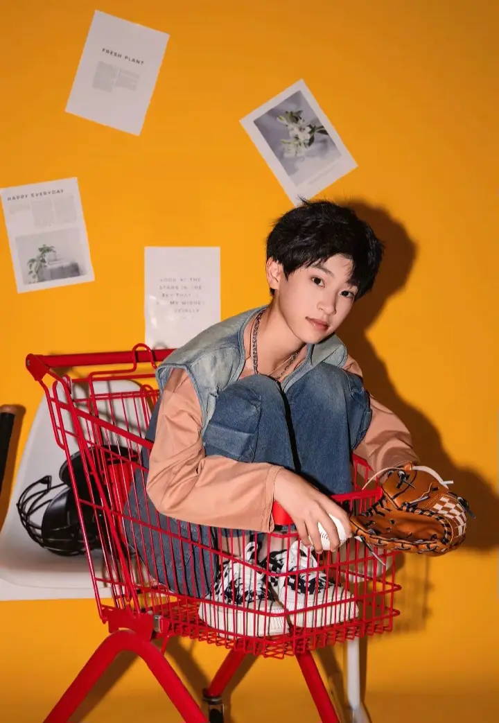 siapa yang mau foto nya🤭#jason #qiaoyu #fypppppppppppppppppppppp #masukberandafyp 