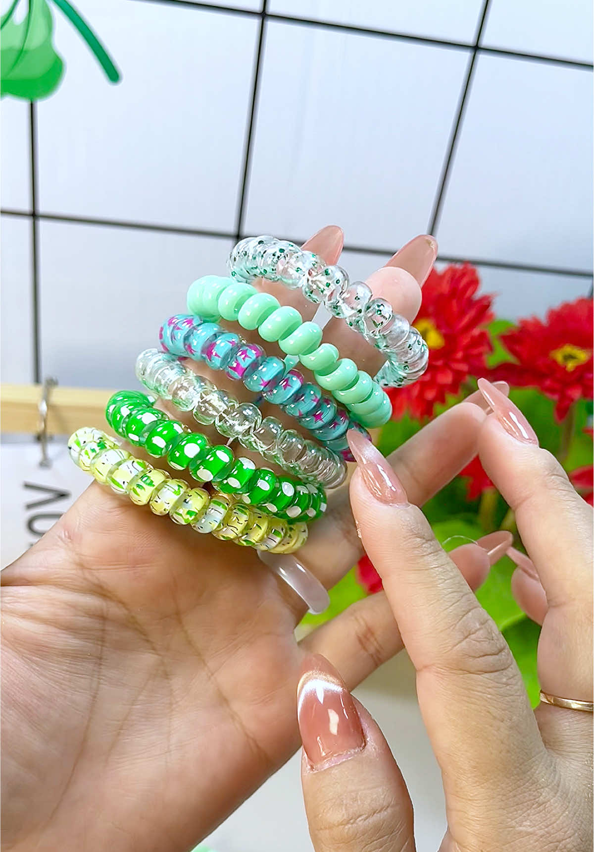 Túi 6 dây buột tóc lò co dãn #daybuottoc #daycottoc #phukientoc #ngoclanhmecutin #xuhuong 